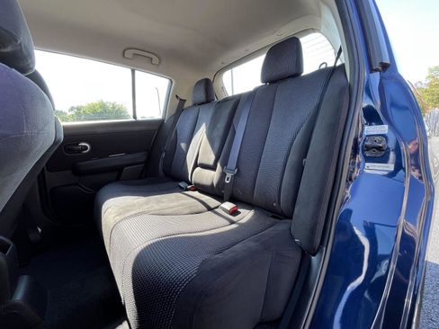 Used 2012 Nissan Versa Hatchback w/ SL Navigation Pkg FWD image 15