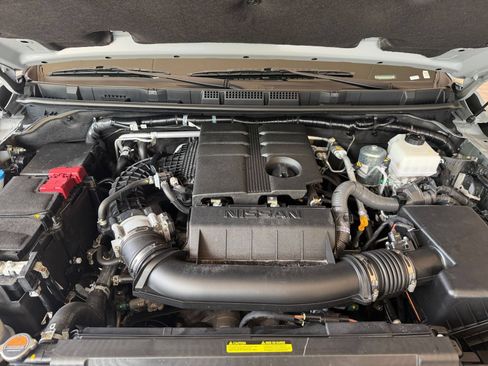Used 2026 Nissan Frontier PRO-4X AWD/4WD image 27