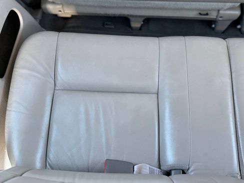 Used 2004 Toyota Sequoia Limited RWD image 46