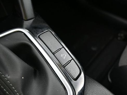 Used 2025 Kia Seltos S FWD image 31