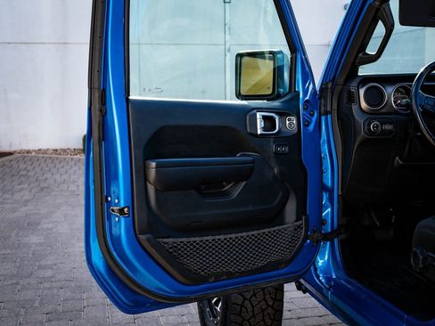 Used 2020 Jeep Gladiator Sport w/ Quick Order Package 24S image 25