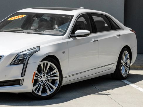 Used 2018 Cadillac CT6 Platinum AWD/4WD image 15