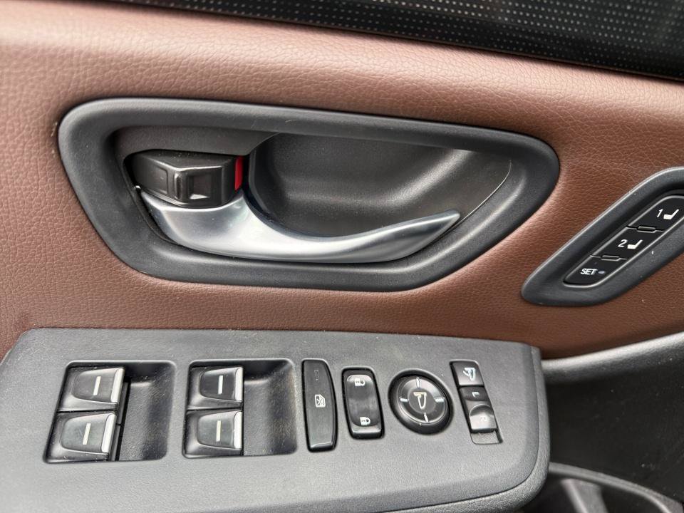 Used 2024 Honda Pilot Elite image 35