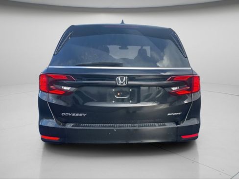 Used 2023 Honda Odyssey Sport image 5