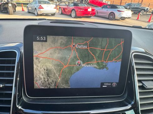 Used 2018 Mercedes-Benz GLE 350 image 36