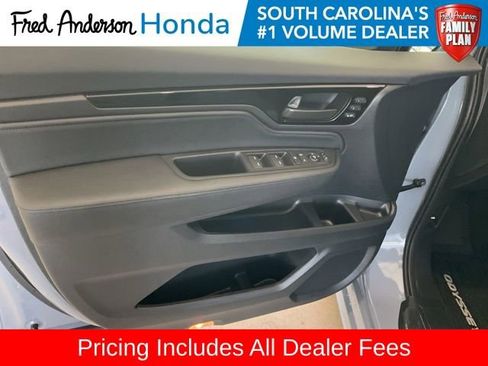 New 2026 Honda Odyssey Touring image 5