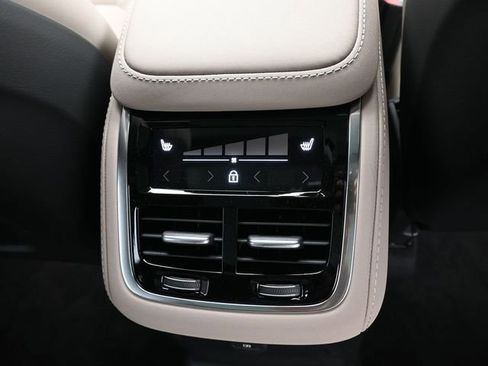 New 2026 Volvo XC90 T8 Plus w/ Protection Package Premier AWD/4WD image 36