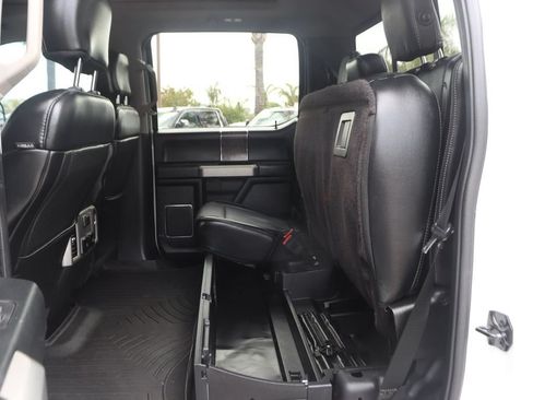 Used 2018 Ford F250 Lariat w/ Lariat Ultimate Package AWD/4WD image 24