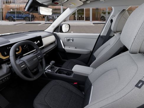 New 2027 Kia Seltos LX FWD image 24