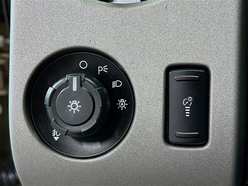 Used 2014 Ford F250 Lariat w/ Chrome Package image 11