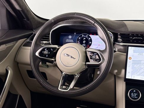 Used 2024 Jaguar F-PACE SVR AWD/4WD image 20
