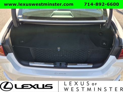 Used 2025 Lexus ES 350 w/ Premium Package FWD image 10