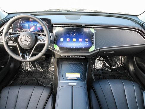 New 2026 Mercedes-Benz E 350 4MATIC Sedan image 12