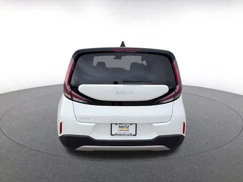 Used 2025 Kia Soul LX w/ LX Technology Package image 12