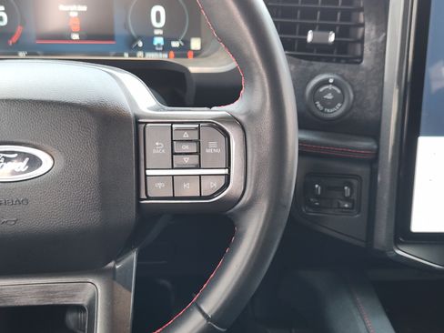 Used 2024 Ford Expedition Limited RWD image 28