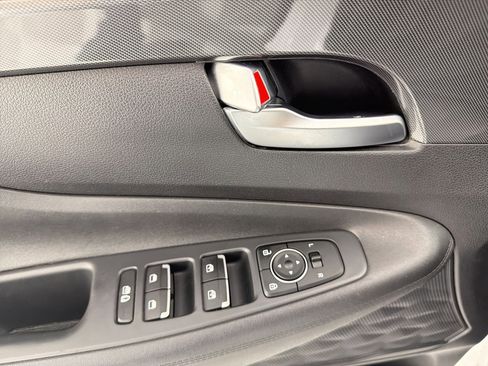 Used 2022 Hyundai Santa Fe SEL w/ Convenience Package image 20