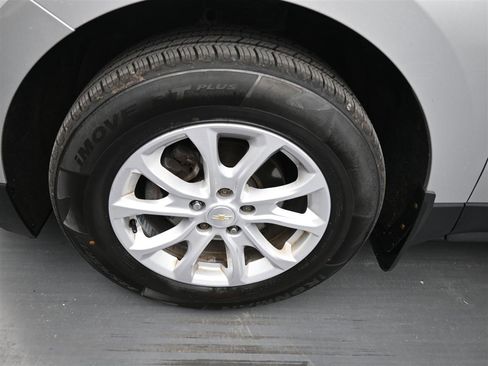 Used 2020 Chevrolet Equinox LT AWD/4WD image 18