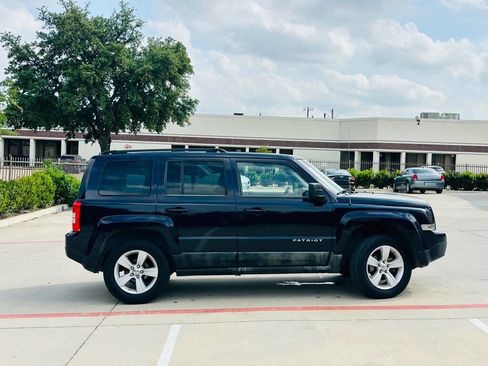 Used 2011 Jeep Patriot Latitude image 11