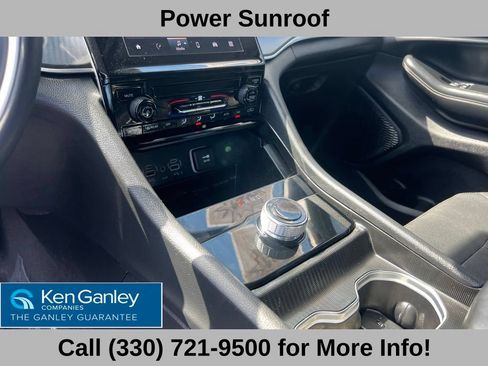 Used 2024 Jeep Grand Cherokee L Laredo AWD/4WD image 32