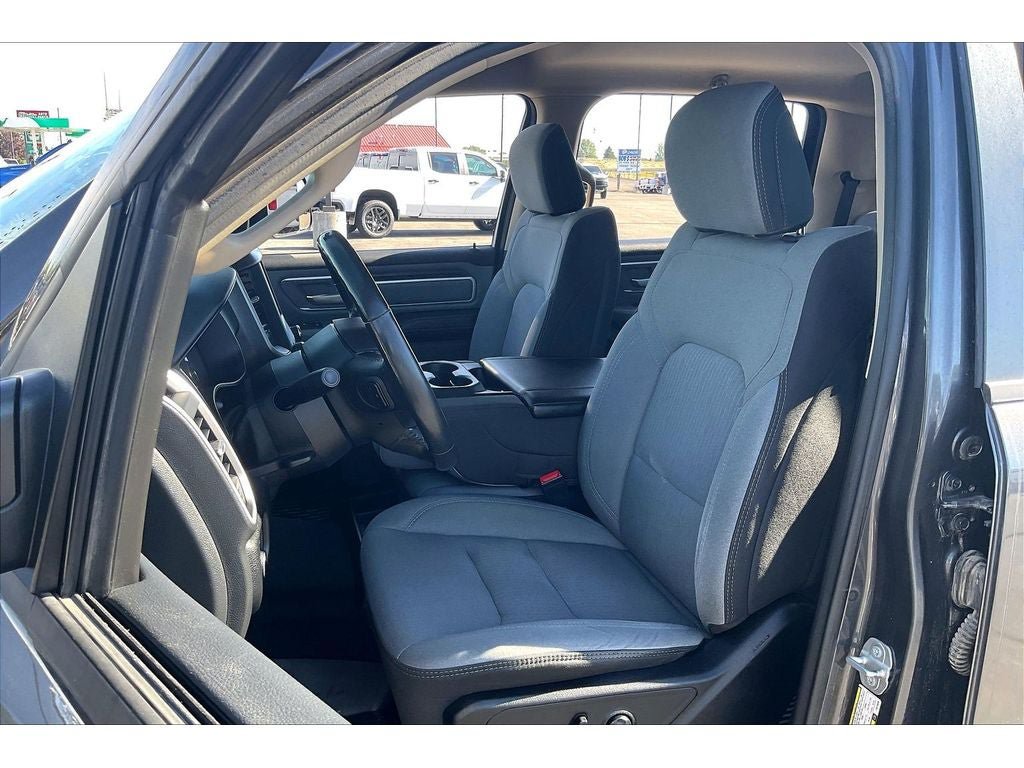 Used 2020 RAM 1500 Big Horn AWD/4WD image 26