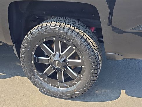 Used 2017 Chevrolet Silverado 1500 LTZ Z71 w/ LTZ Plus Package image 10