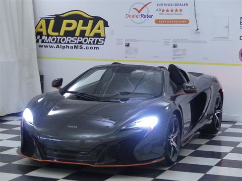 Used 2016 McLaren 650S Spider image 5