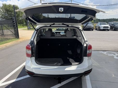 Used 2014 Subaru Forester 2.5i Premium AWD/4WD image 11