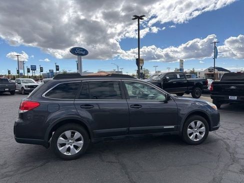 Used 2012 Subaru Outback 2.5i Limited w/ Moonroof Pkg AWD/4WD image 4