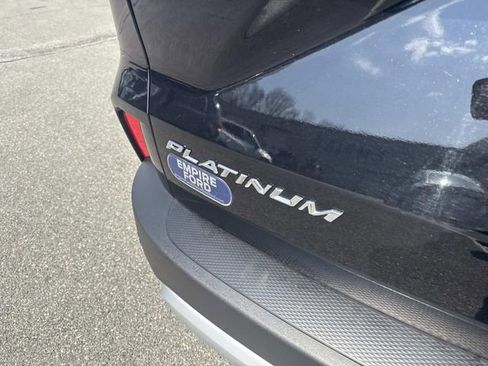 Used 2025 Ford Escape Platinum AWD/4WD image 5