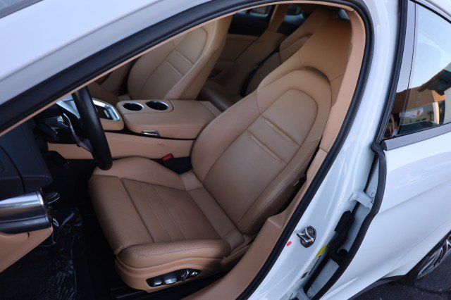 Used 2020 Porsche Panamera 4 AWD/4WD image 25