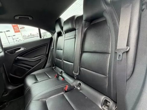Used 2017 Mercedes-Benz CLA 250 image 8