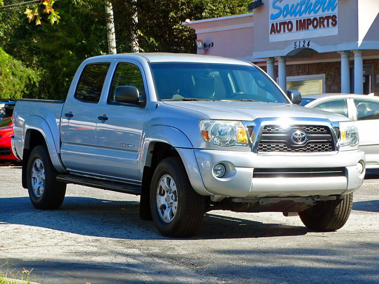 Used 2011 Toyota Tacoma 4x4 Double Cab w/ SR5 Pkg #2 image 7