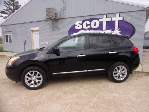 Used 2013 Nissan Rogue SL AWD/4WD image 1