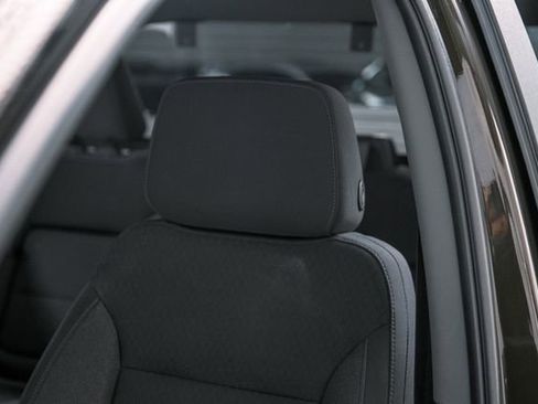 Used 2019 Chevrolet Silverado 1500 LT Trail Boss w/ Convenience Package image 27