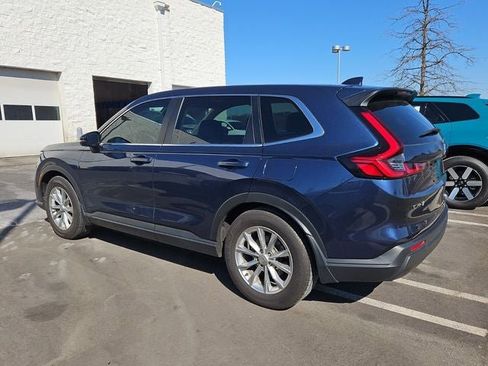 Used 2025 Honda CR-V EX image 4