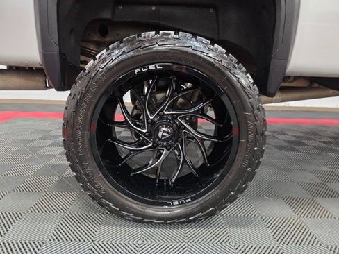 Used 2023 GMC Sierra 2500 Denali image 90