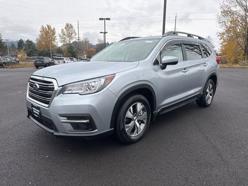 Used 2021 Subaru Ascent Premium w/ Convenience Package image 3