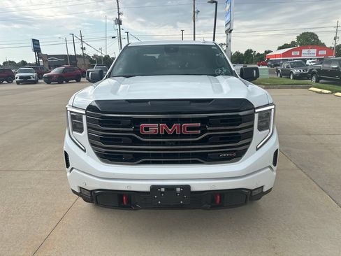 Used 2025 GMC Sierra 1500 AT4 AWD/4WD image 29