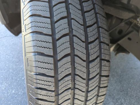 Used 2024 RAM 1500 Classic SLT image 46