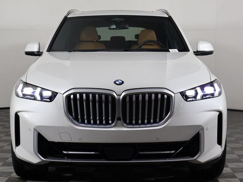 Certified 2026 BMW X5 xDrive40i w/ Climate Comfort Package AWD/4WD image 2