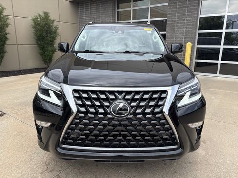 Used 2023 Lexus GX 460 Premium AWD/4WD image 3