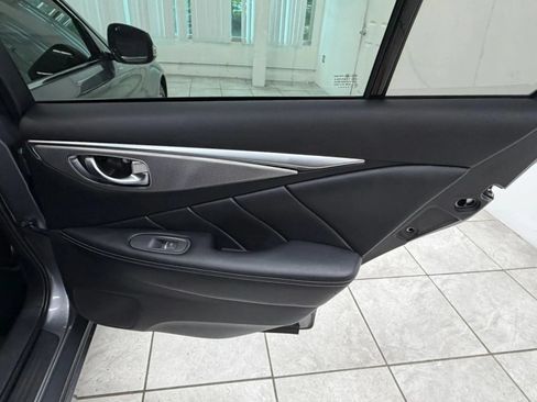 Used 2016 INFINITI Q50 3.0t Premium w/ Cargo Package RWD image 18