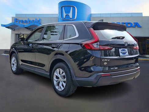 Used 2024 Honda CR-V LX image 5