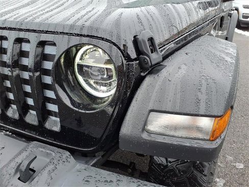 Used 2021 Jeep Wrangler Unlimited Sport image 11