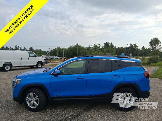 Used 2024 GMC Terrain SLE w/ Driver Convenience Package AWD/4WD image 3
