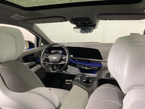 New 2026 Cadillac Optiq Luxury 1 w/ LPO, Floor Liner Package AWD/4WD image 13