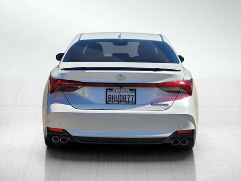 Used 2019 Toyota Avalon Touring w/ Advanced Safety Package FWD image 5