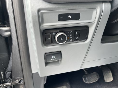 Used 2025 Ford F150 XLT w/ Equipment Group 301A Standard AWD/4WD image 14
