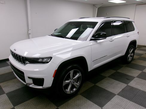 Used 2021 Jeep Grand Cherokee L Limited w/ Luxury Tech Group II image 1