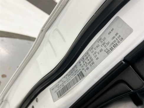 Used 2019 Jeep Grand Cherokee Limited image 29